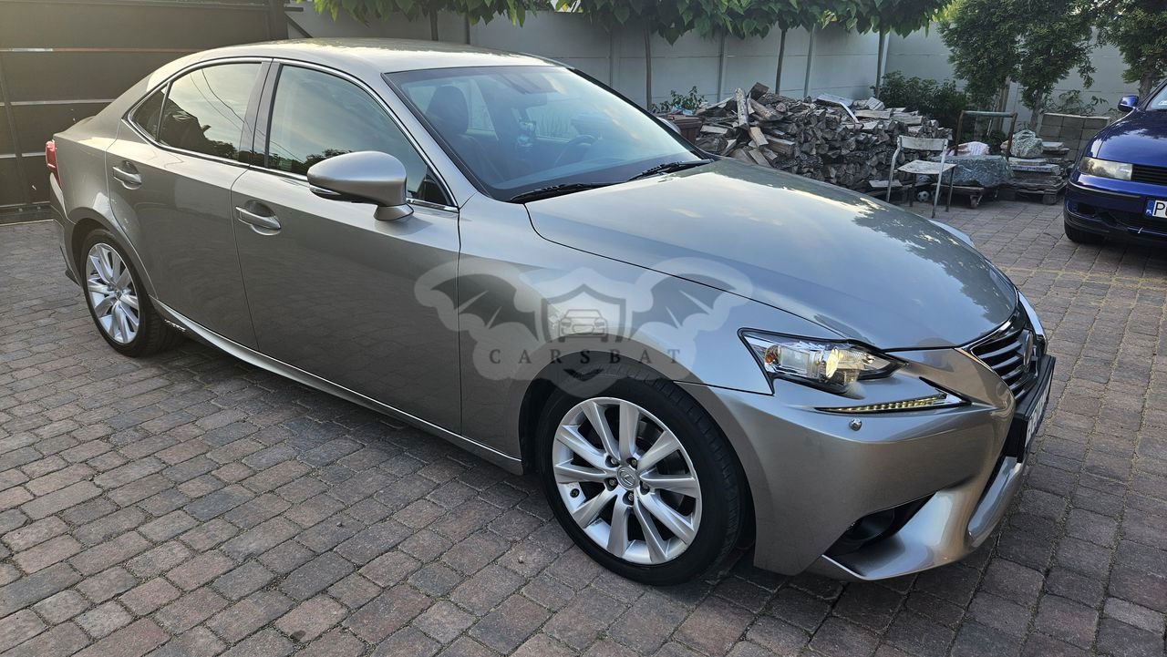 Lexus IS III 300h 2016