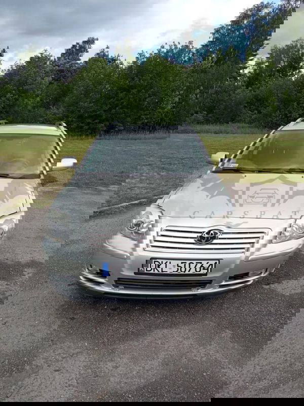 Toyota Avensis II 2005