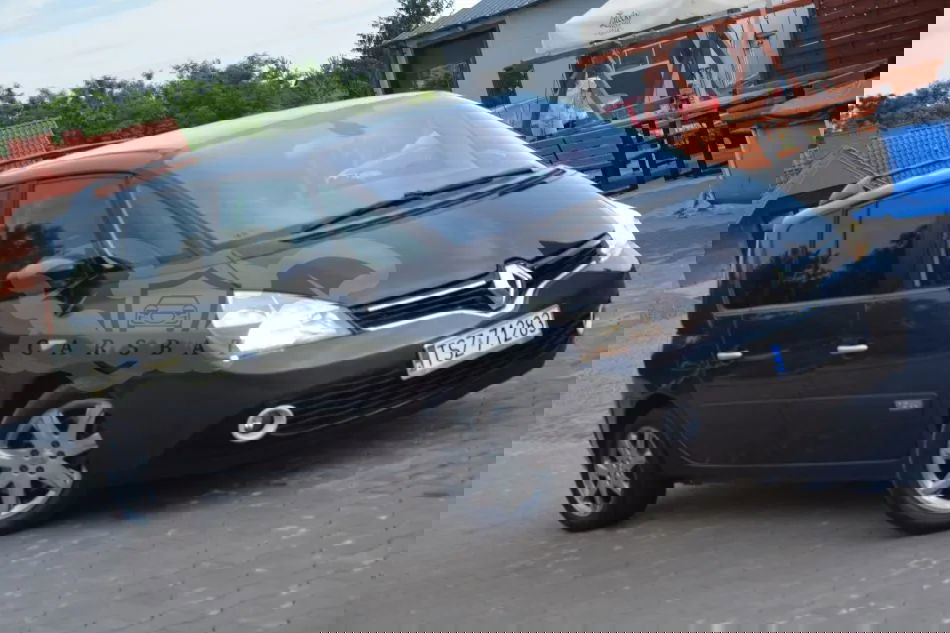 Renault Espace IV 2.0 dCi Expression 2013