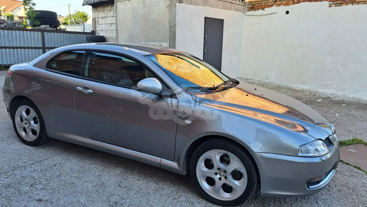 Alfa Romeo GT 2010