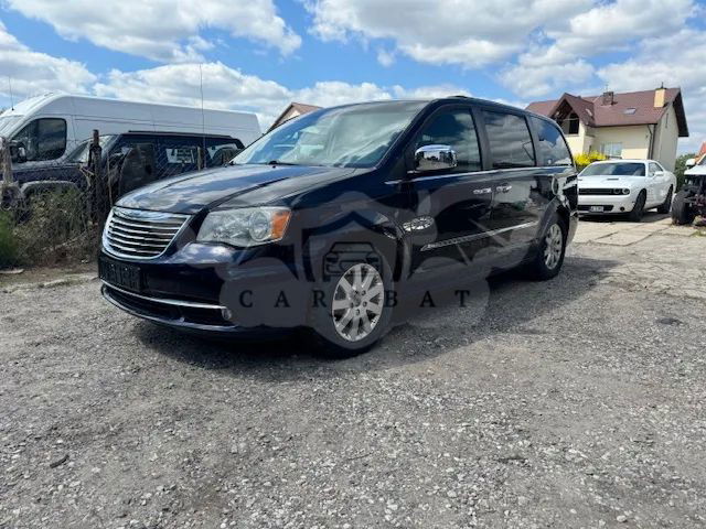 Chrysler Town & Country V 2011