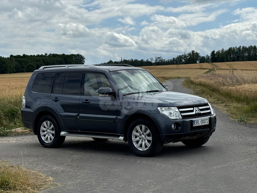 Mitsubishi Pajero IV 3.2 DID Mont Blanc 2010