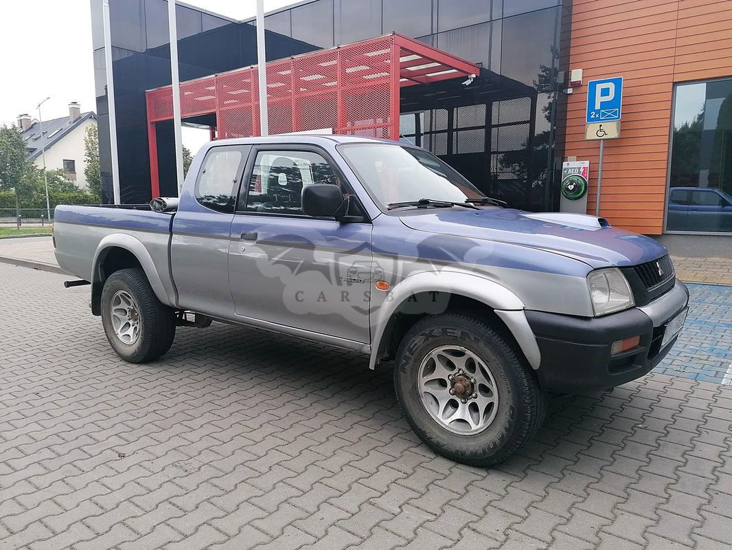 Mitsubishi L200 2001