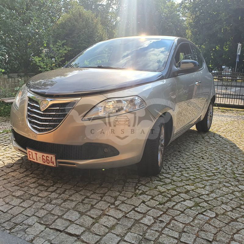 Lancia Ypsilon 2011