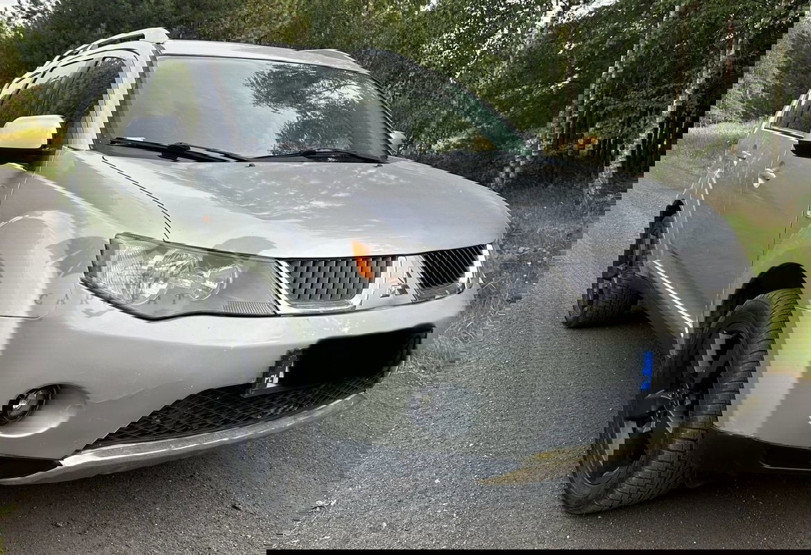 Mitsubishi Outlander II 2.0 DID Instyle 2007