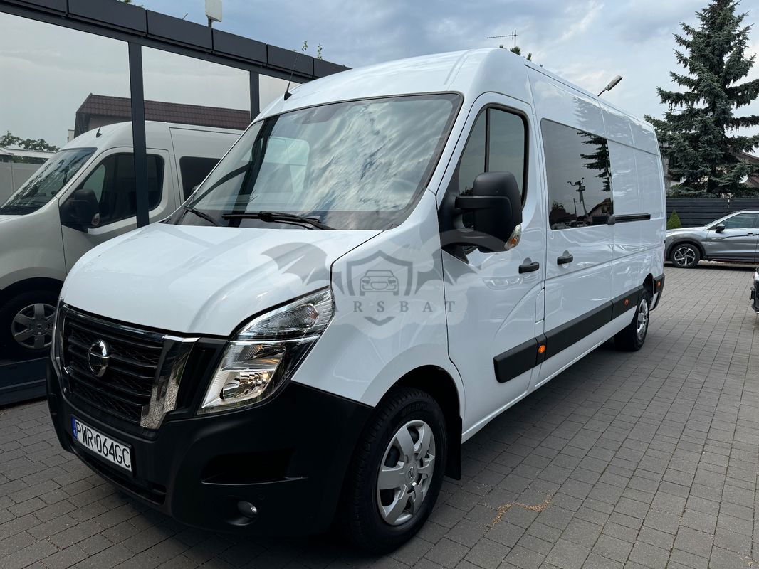 Nissan NV400 2020