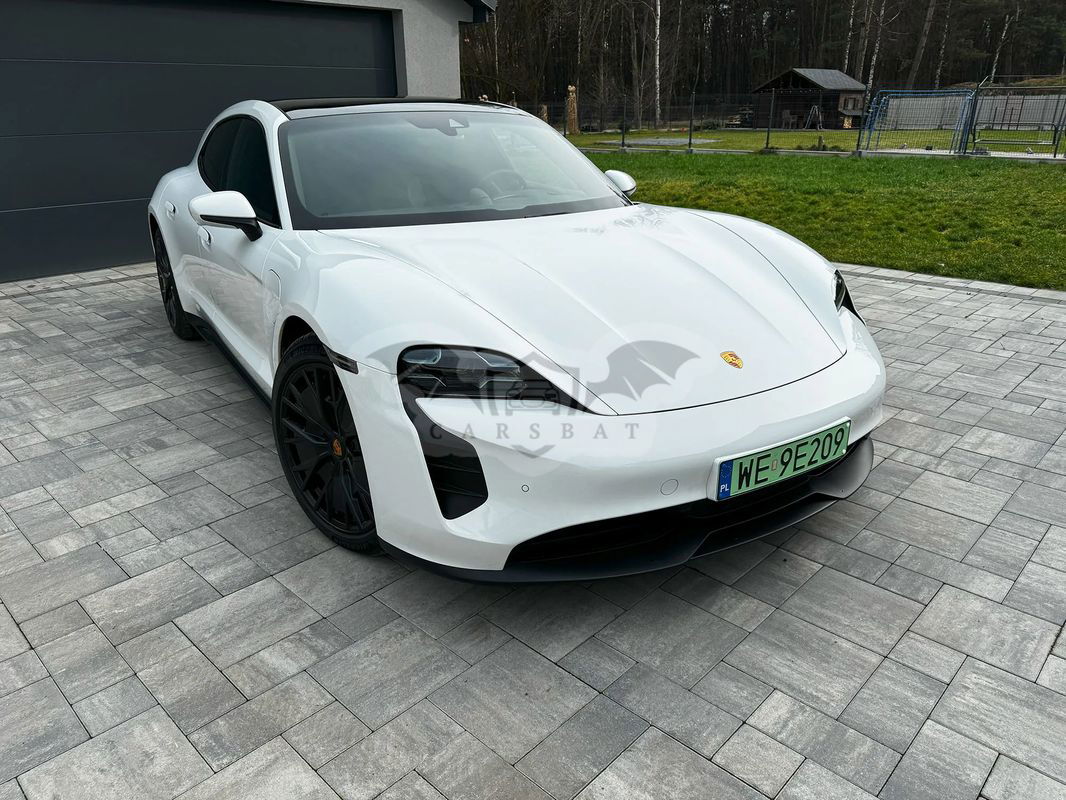 Porsche Taycan GTS Sport Turismo 2023