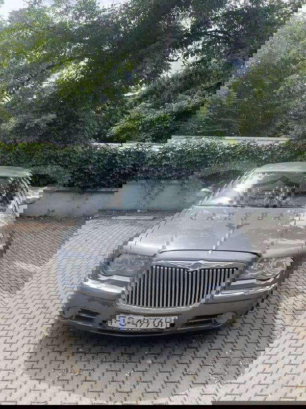 Chrysler 300C Touring 3.0 CRD DPF Automatik 2007