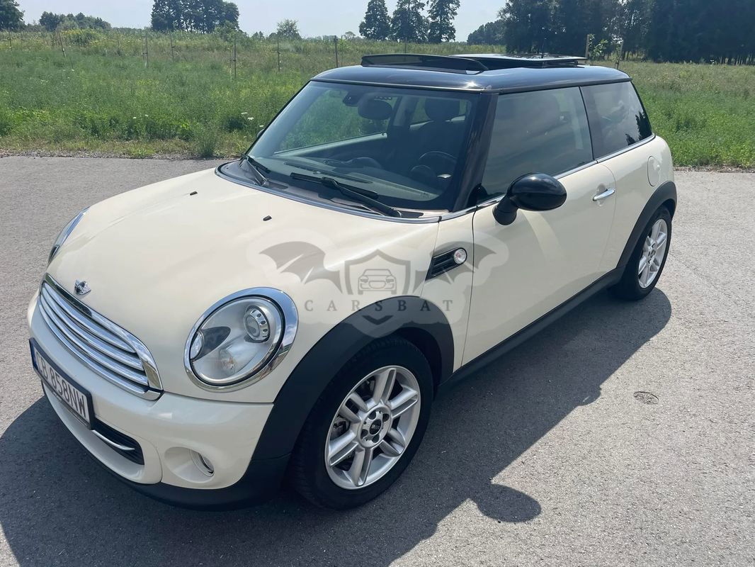 Mini Cooper Standard 2011