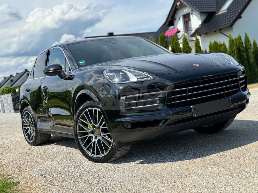 Porsche Cayenne III E-Hybrid Tiptronic S 2021