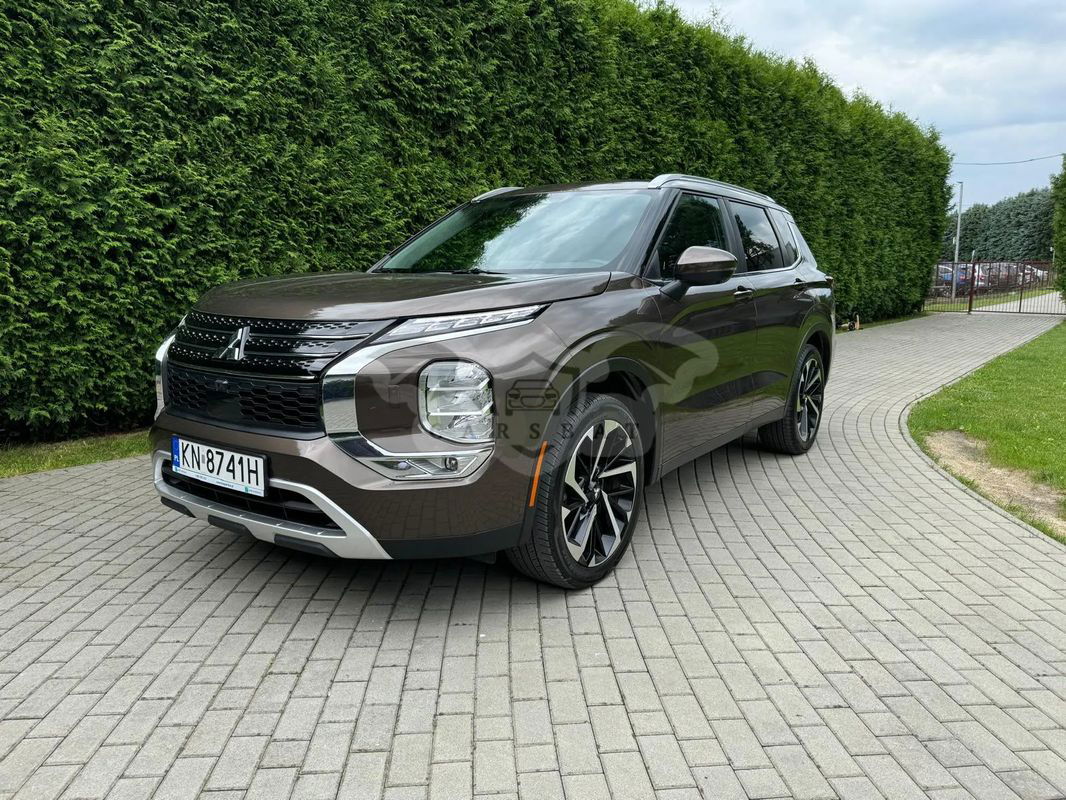 Mitsubishi Outlander IV 2022