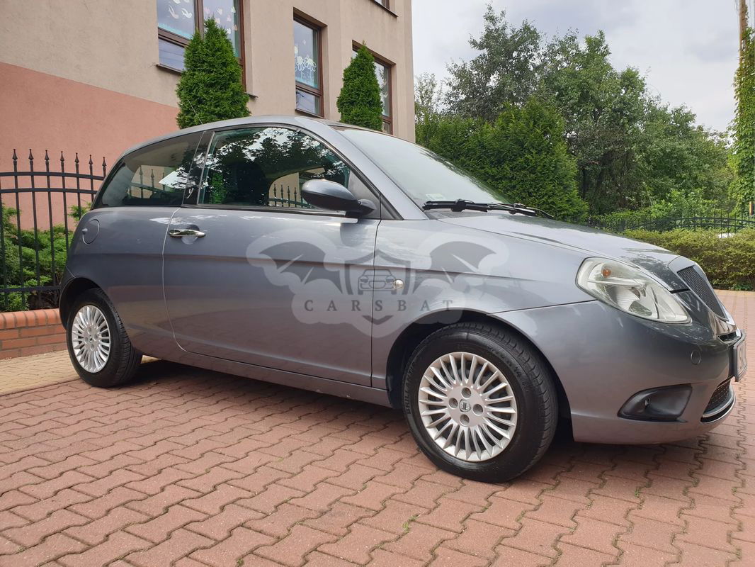 Lancia Ypsilon 1.4 8V Argento (4 os.) 2007