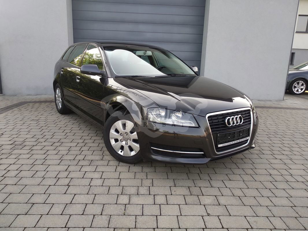 Audi A3 8P 1.6 TDI Sportback Attraction 2010