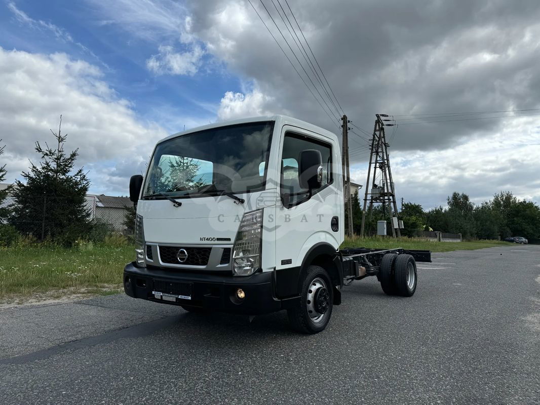 Nissan NT 2017