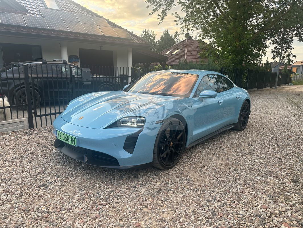 Porsche Taycan GTS 2023
