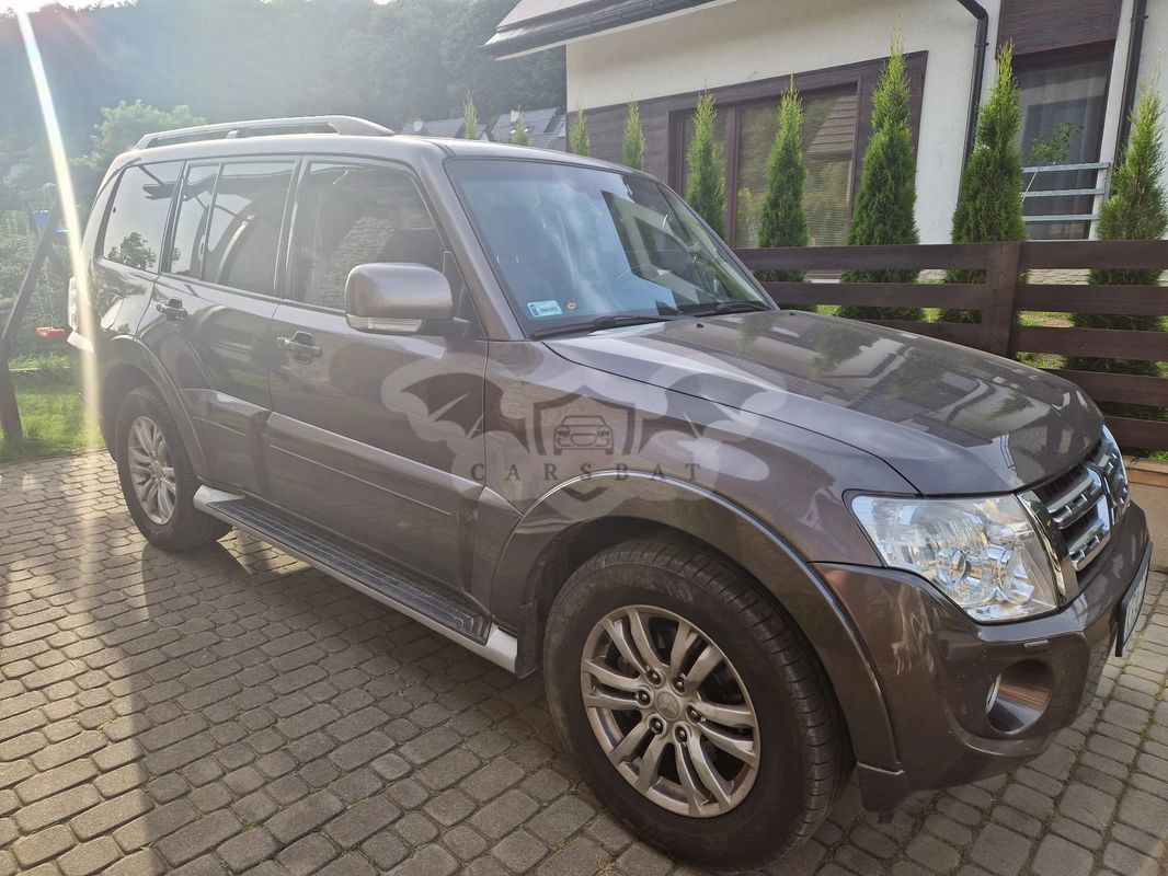 Mitsubishi Pajero IV 2014