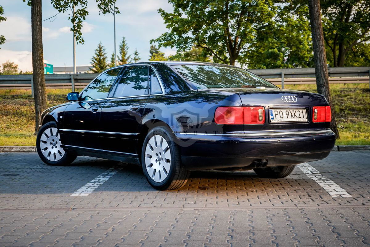 Audi A8 D2 1999