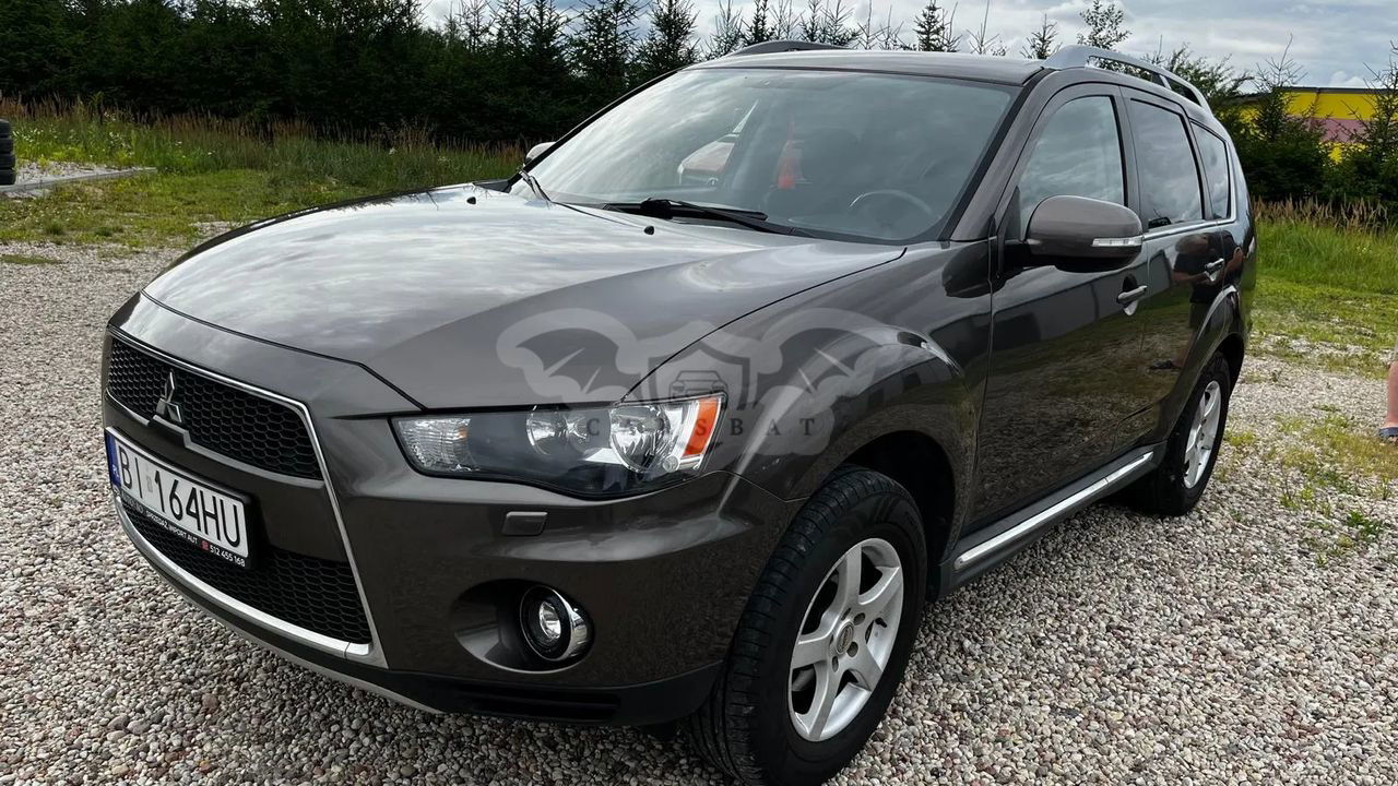 Mitsubishi Outlander II 2.0 2WD CVT Invite 2010