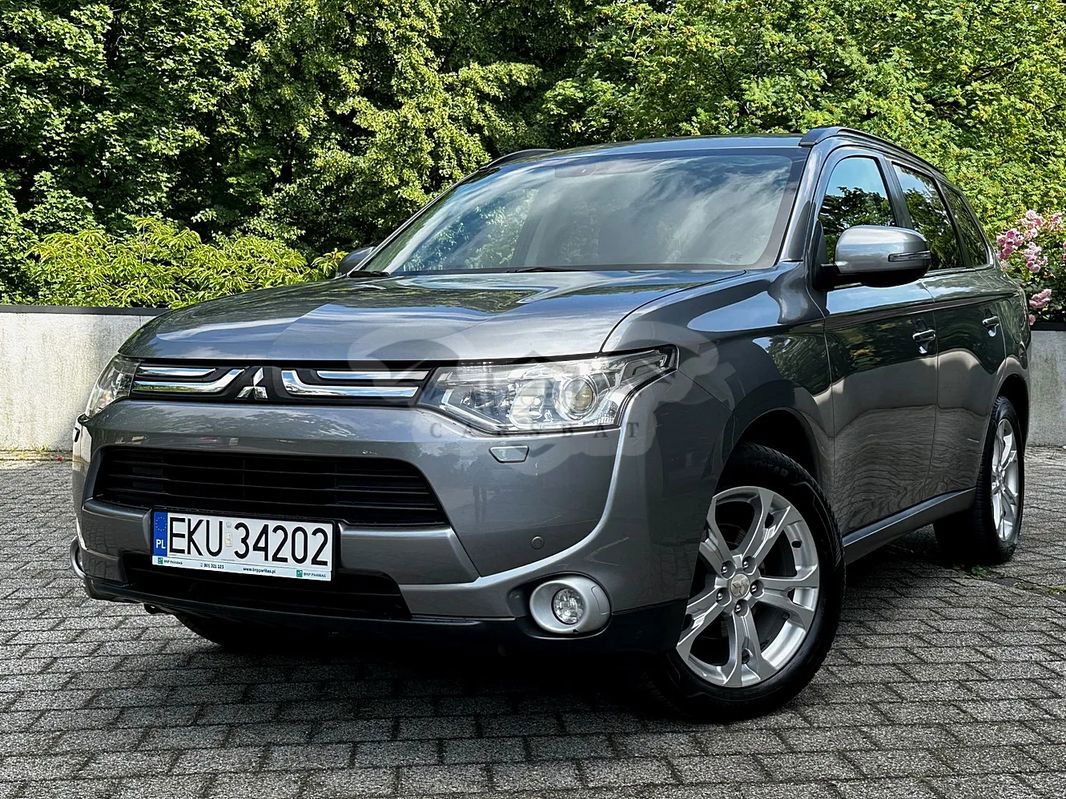 Mitsubishi Outlander III 2.0 Intense + 2013
