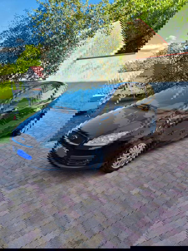 Ford C-Max 1.8 Ghia 2004