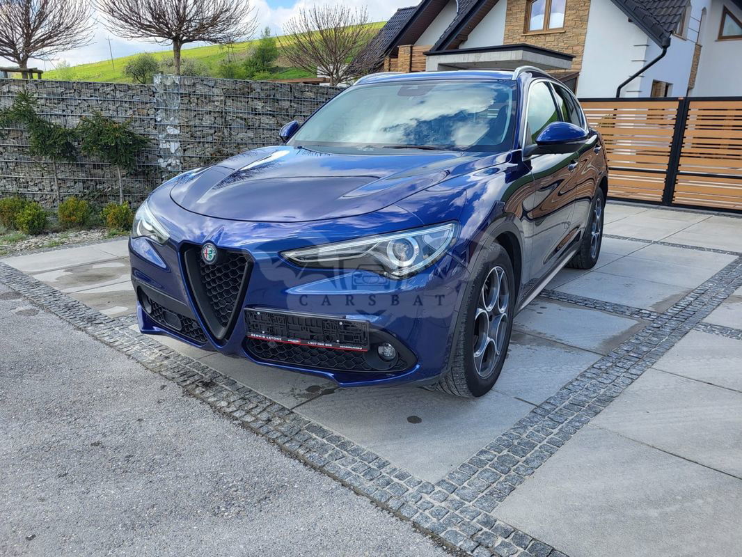 Alfa Romeo Stelvio 2017