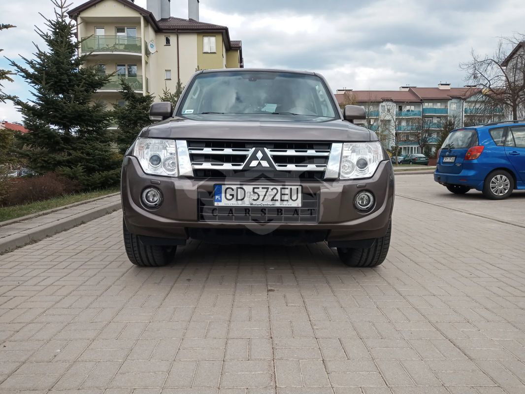 Mitsubishi Pajero IV 3.2 DID Instyle 2011
