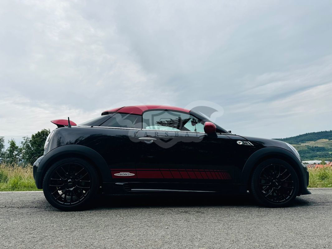 Mini John Cooper Works 2011