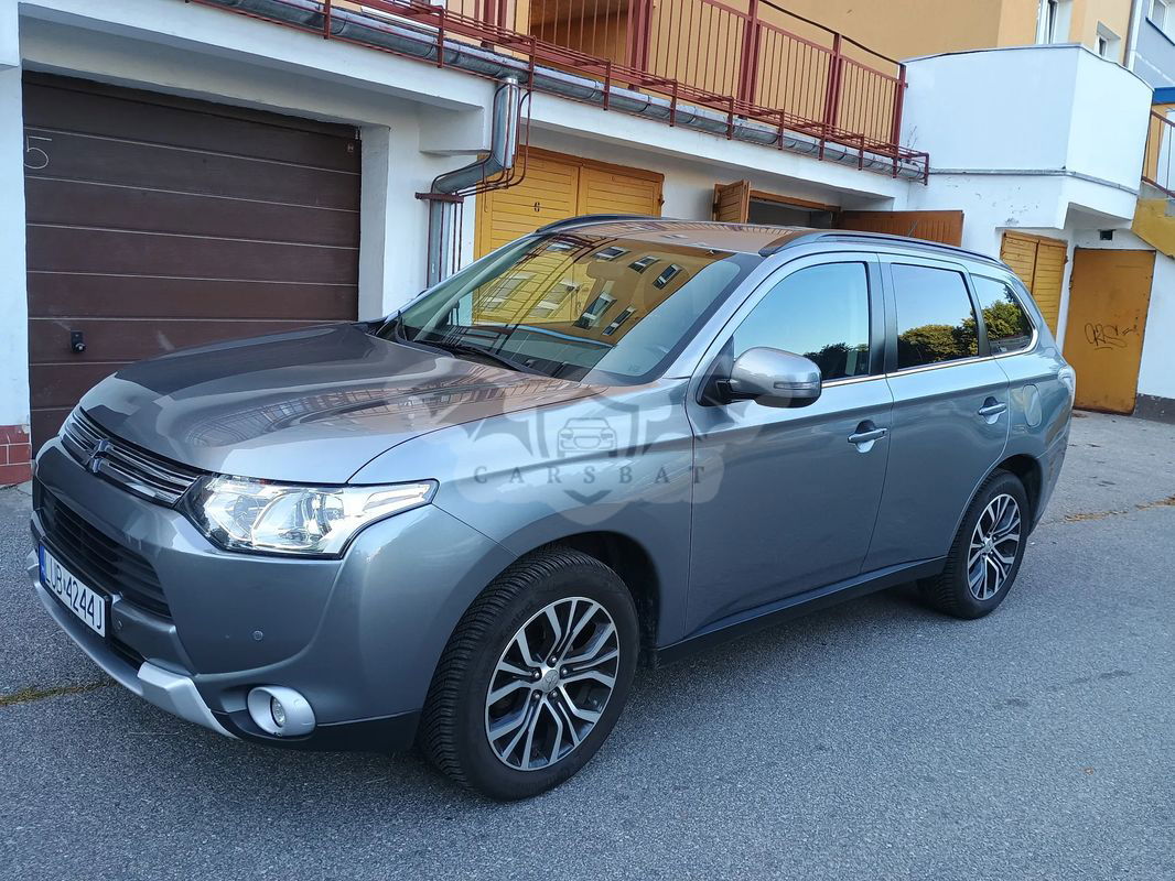 Mitsubishi Outlander III 2.2 DI-D 4WD Intense 2013