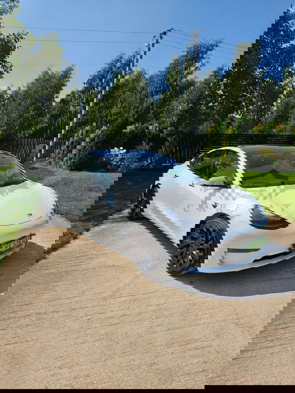 Tesla Model 3 Langstreckenbatterie Allradantrieb Dual Motor Performance 2021