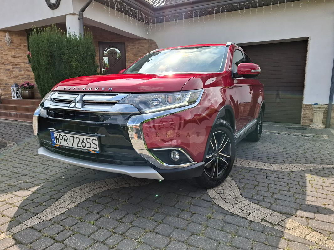 Mitsubishi Outlander III 2017