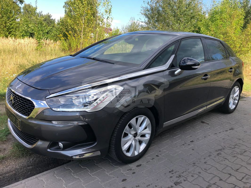 DS DS5 2017