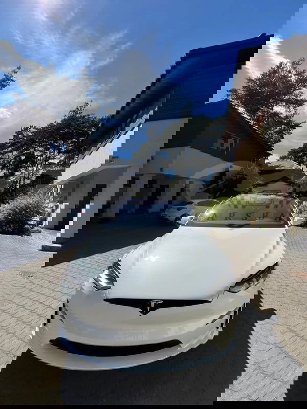 Tesla Model X Plaid 2022