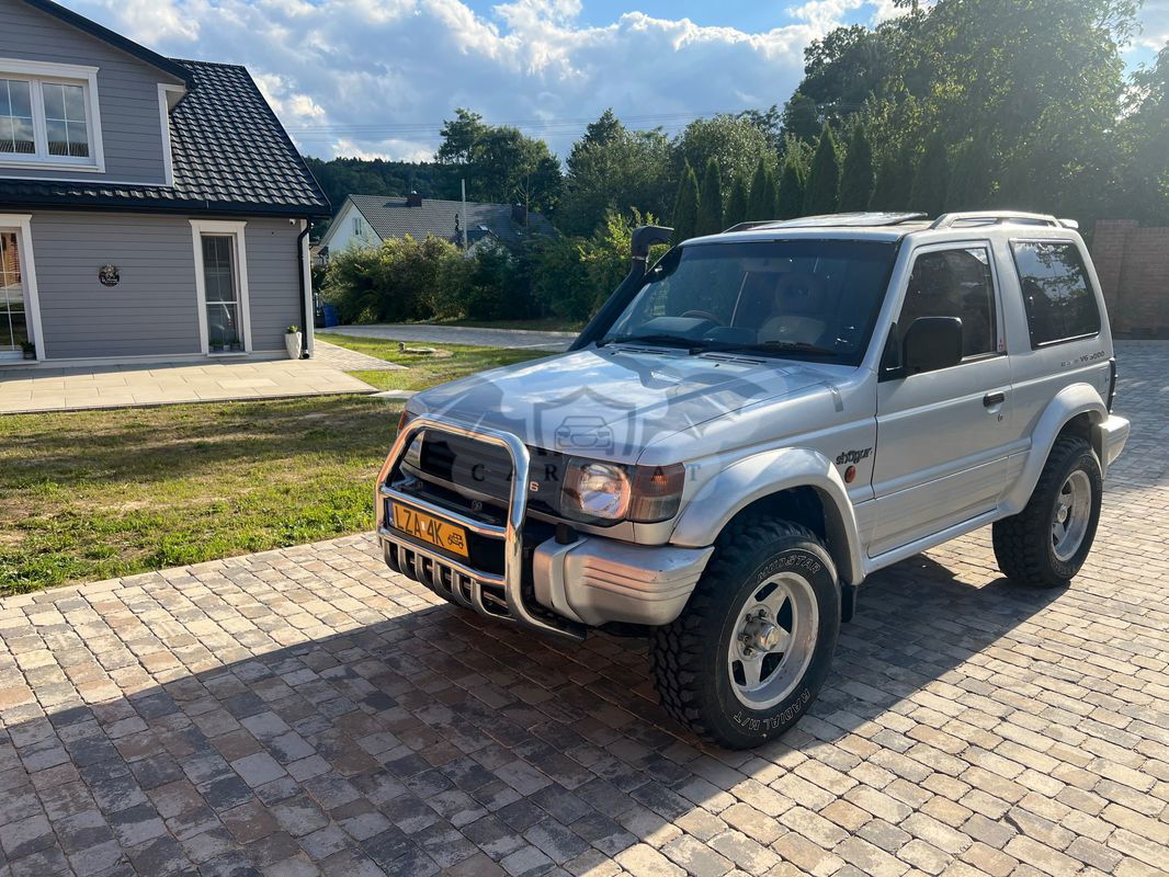 Mitsubishi Pajero II 1992