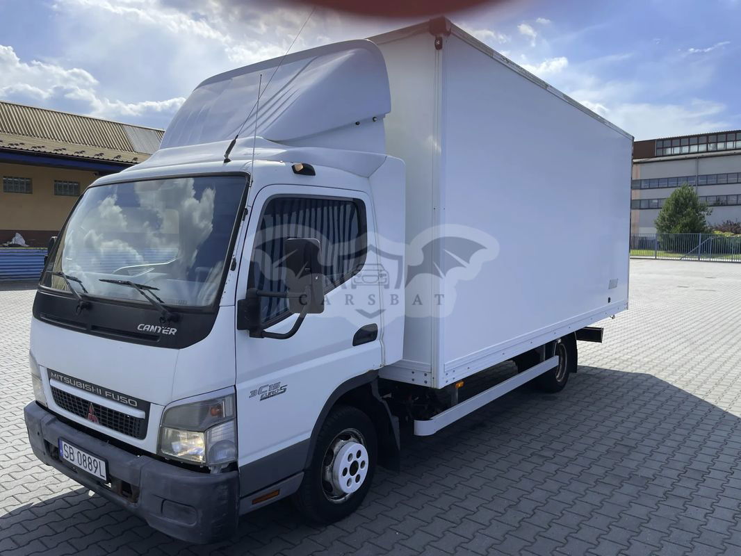 Mitsubishi Fuso Canter 2011
