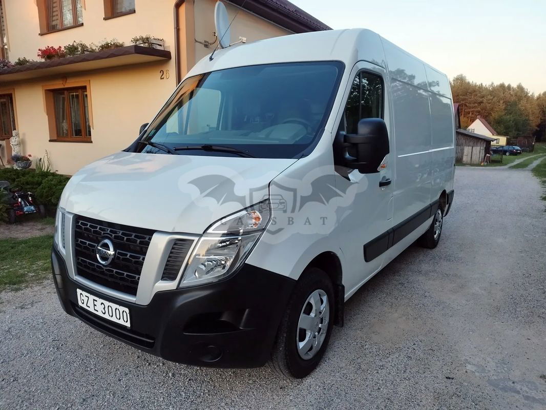 Nissan NV400 2017