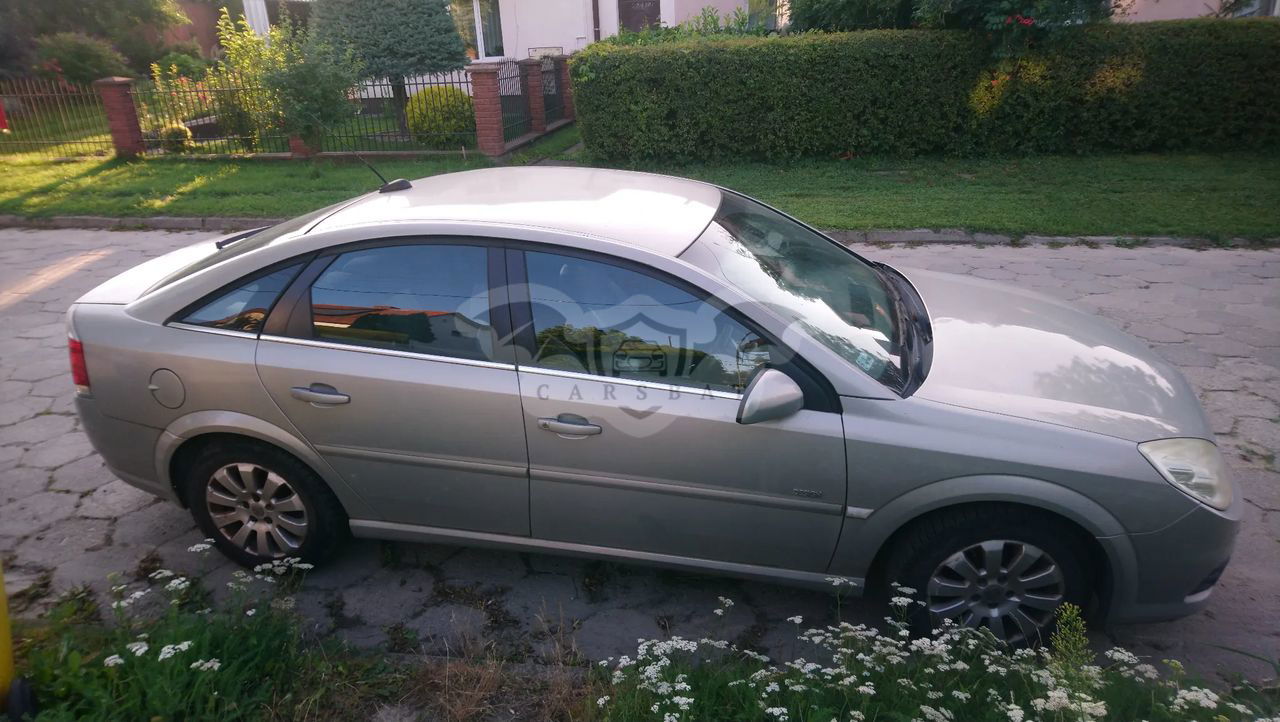 Vauxhall Vectra 2005
