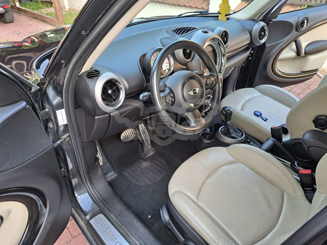 Mini Countryman 2012
