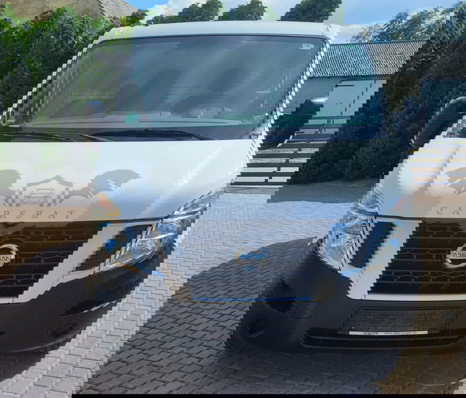 Nissan NV400 2013