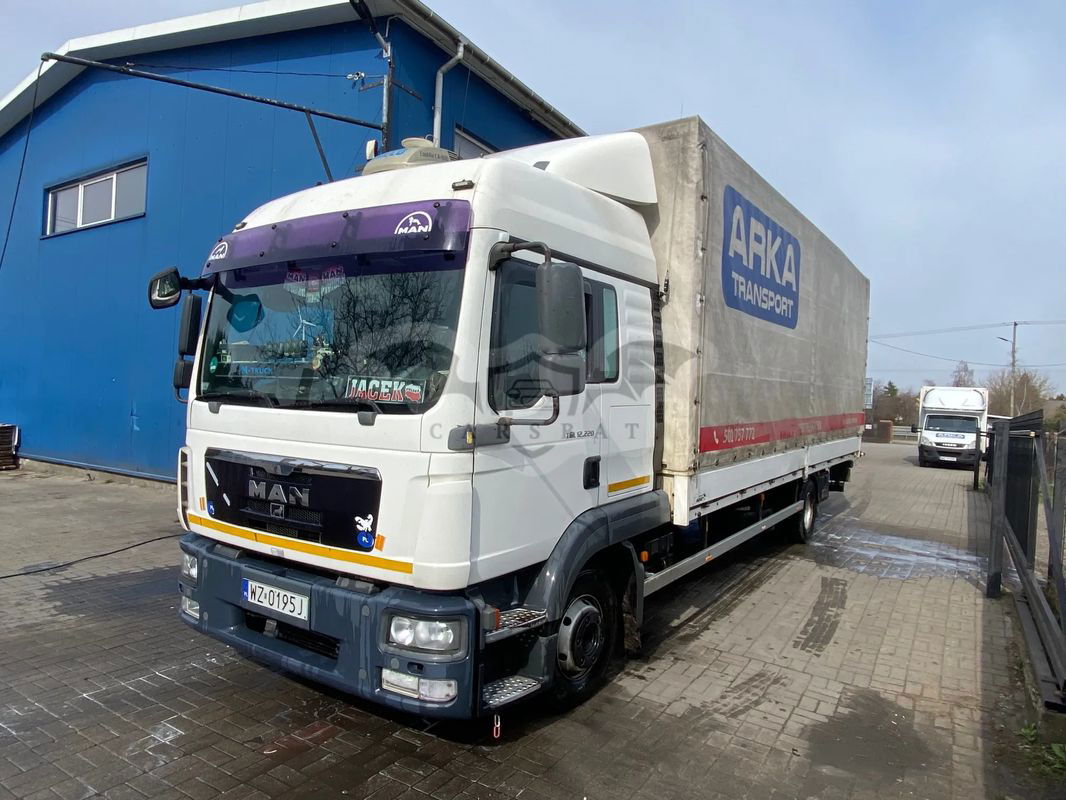 MAN M2000 2011