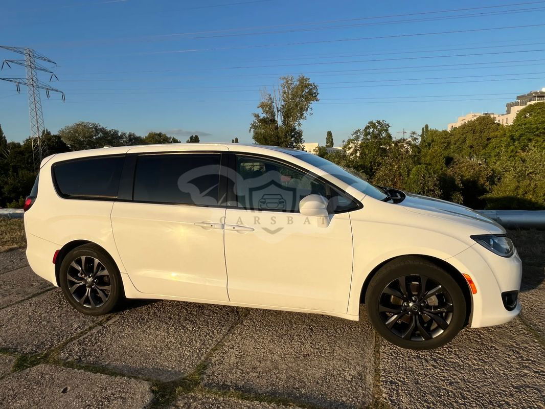 Chrysler Pacifica 2019