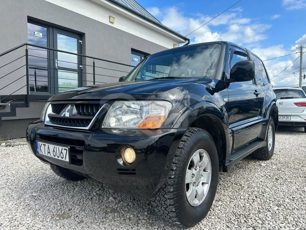 Mitsubishi Pajero III 3.2 DID 5os (lea) 2004