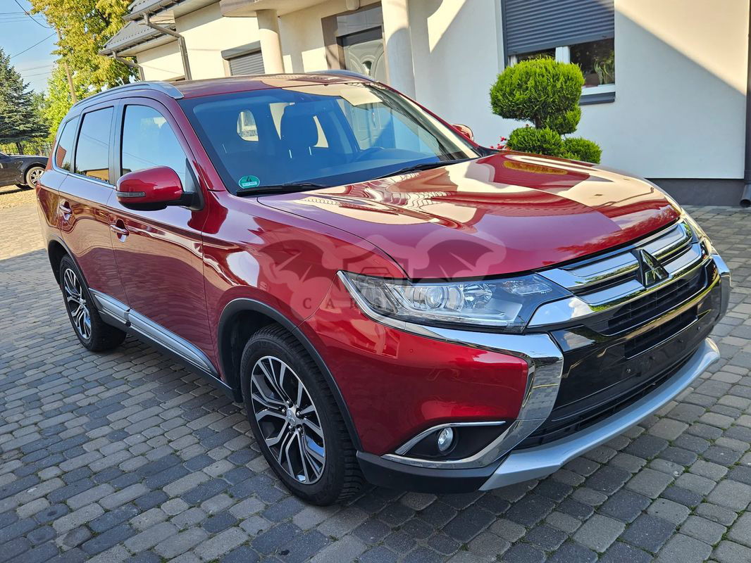 Mitsubishi Outlander III 2.0 4WD CVT Diamant+ 2016