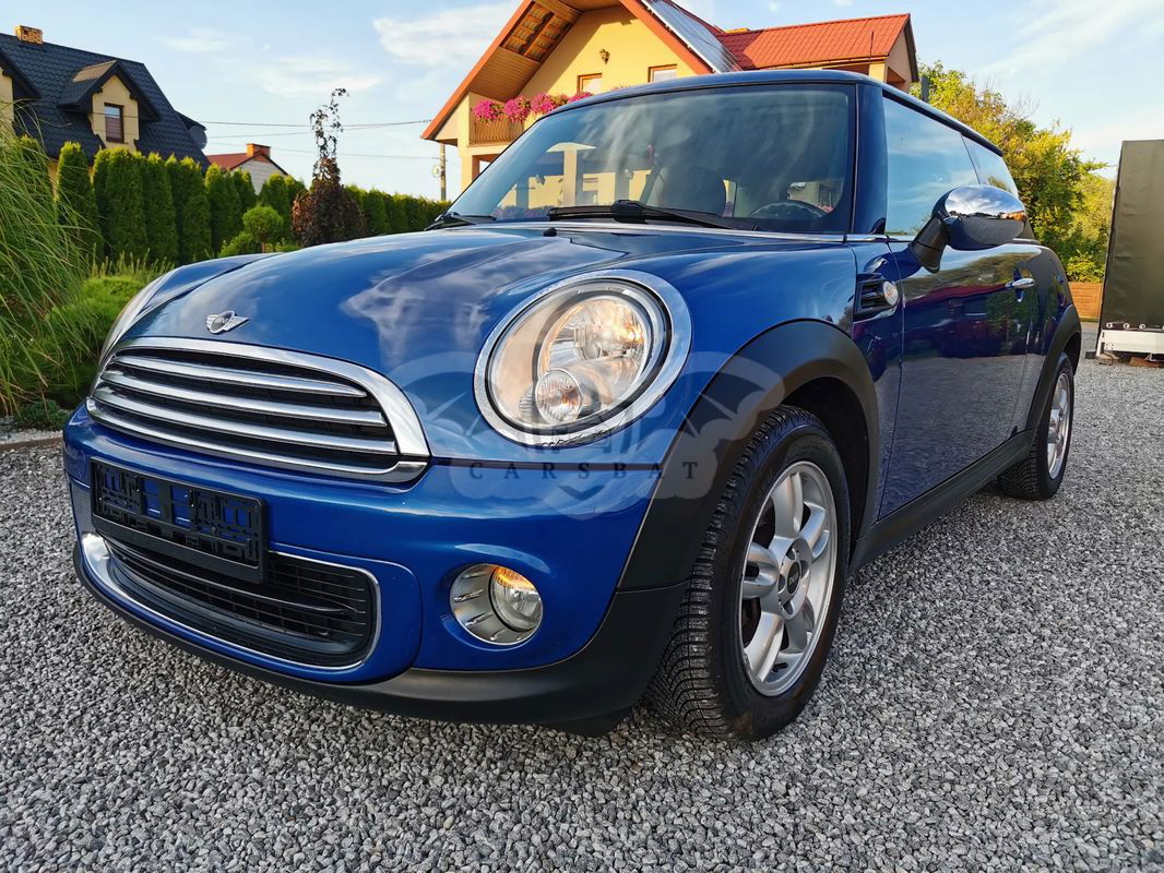 Mini Cooper Standard 2011