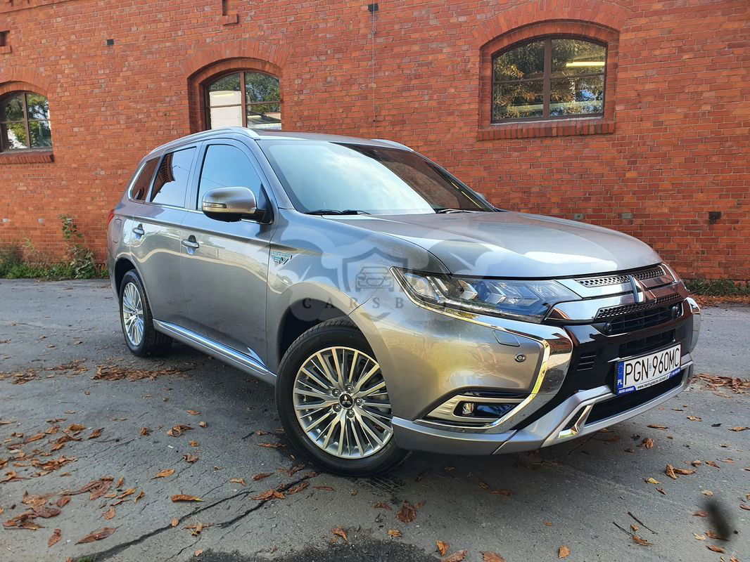 Mitsubishi Outlander III PHEV Instyle + 2019