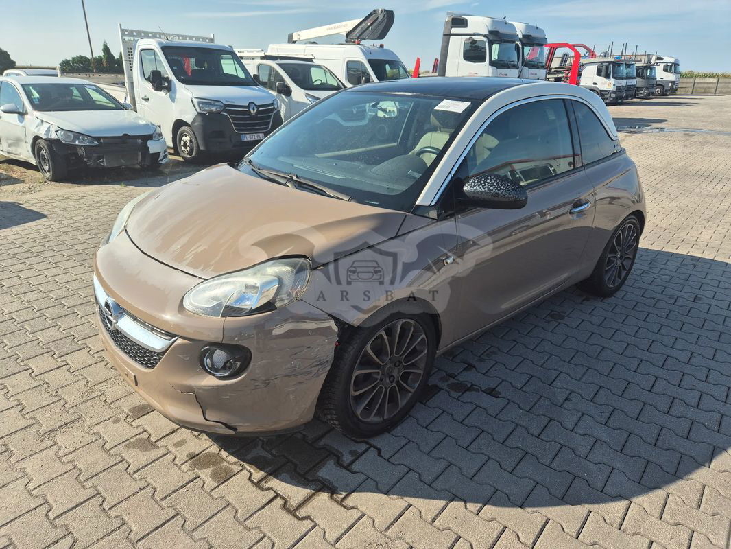 Opel Adam 1.4 Start/Stop Unlimited 2013