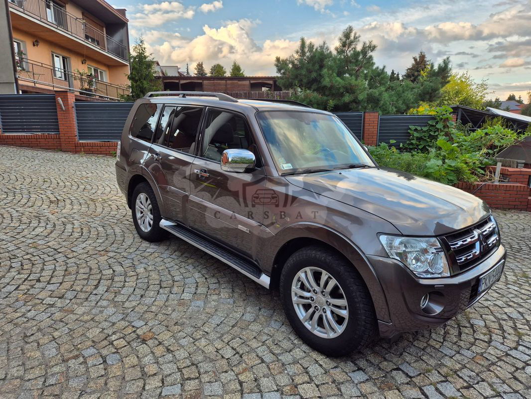 Mitsubishi Pajero IV 2014