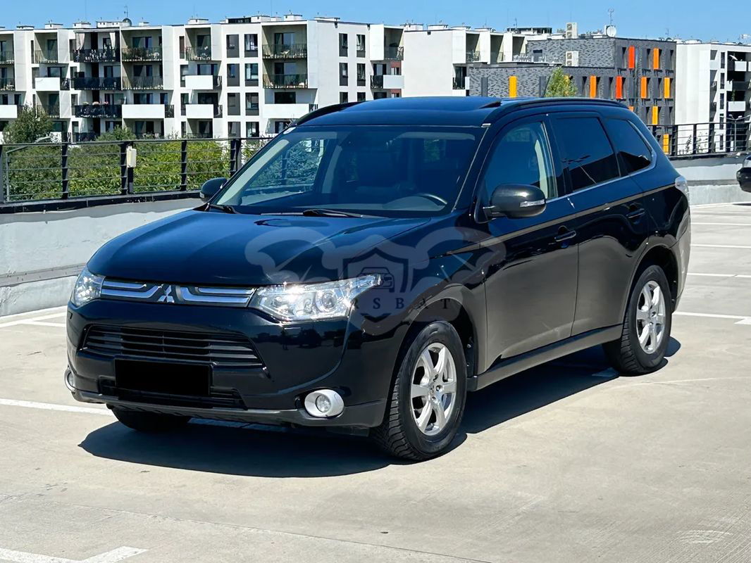 Mitsubishi Outlander III 2.2 DI-D 4WD Automatik Instyle 2013