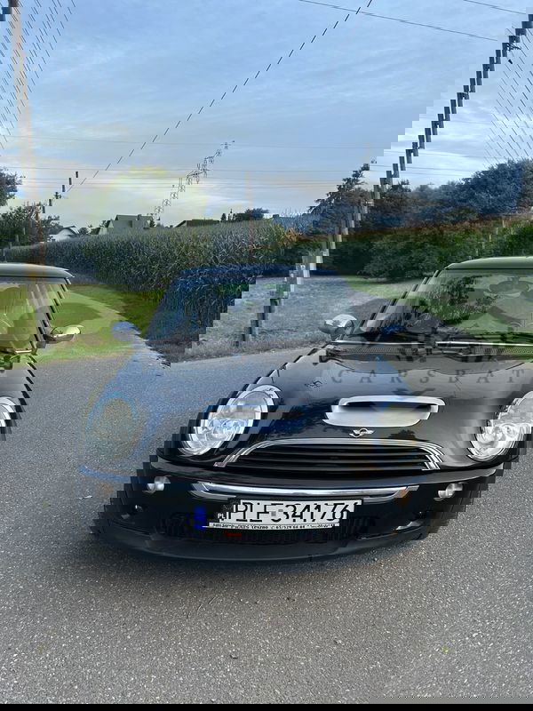 Mini Cooper Checkmate 2005