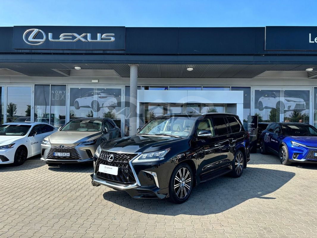 Lexus LX 570 Omotenashi 2018
