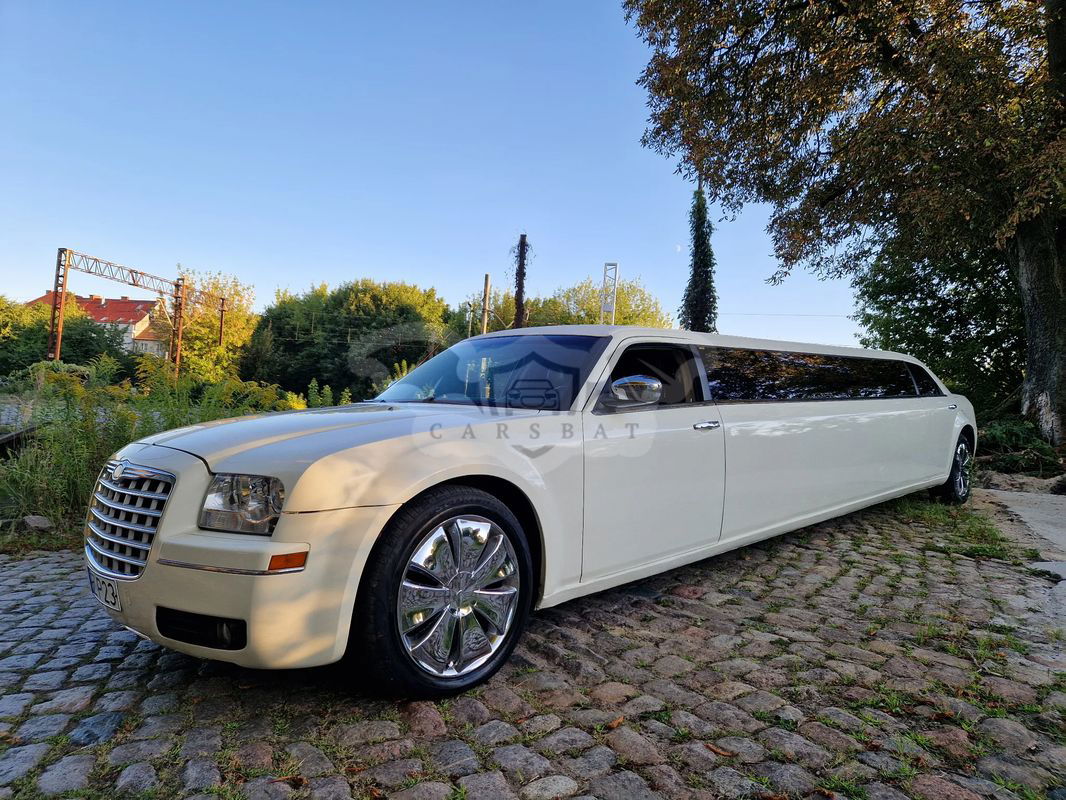 Chrysler 300C Touring 3.5 Automatik 2010